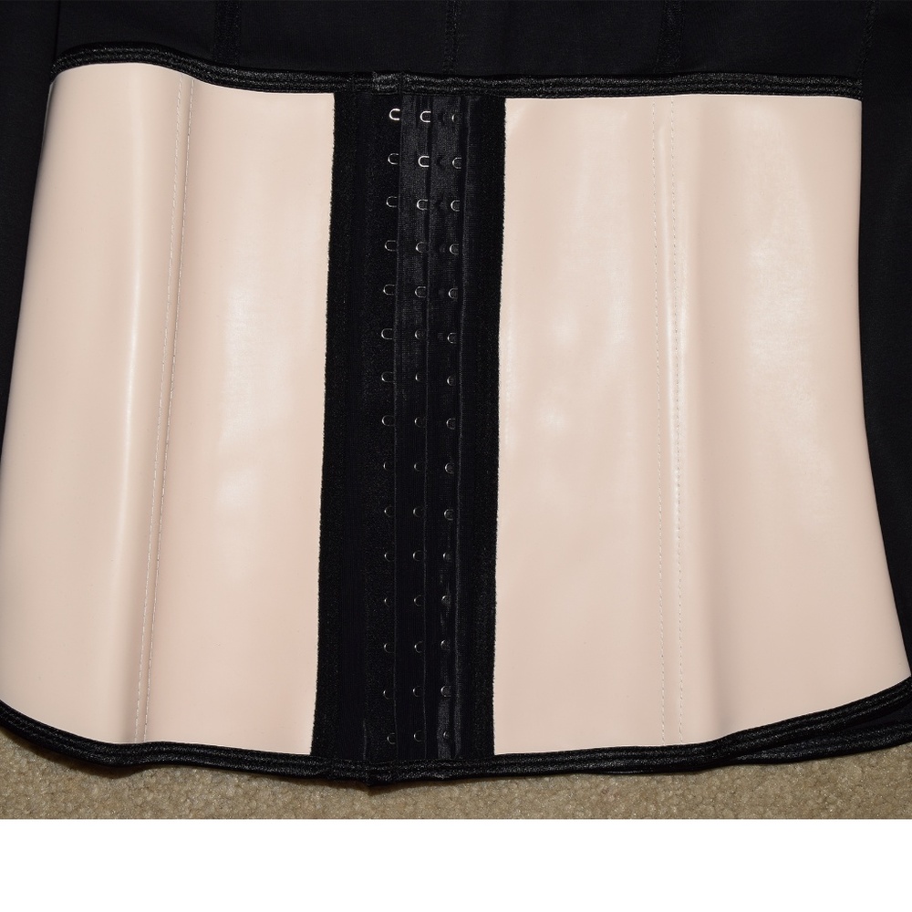 *Sale* Latex sport waist training corset 1 piece - Picture 4 of 8